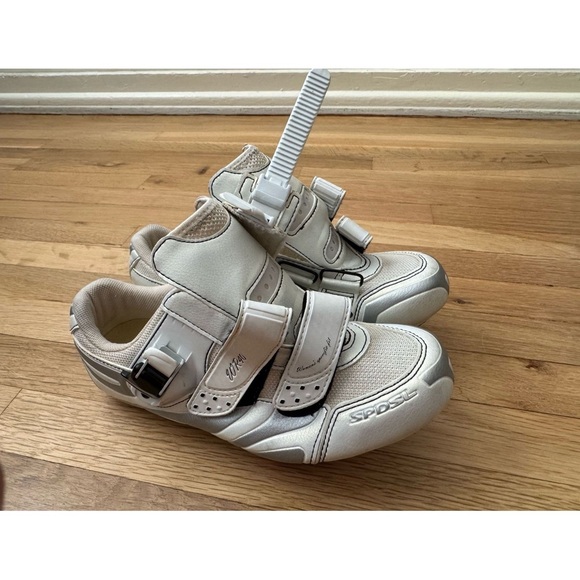 SHIMANO Women's SH-WR40 Cycling Shoes - Picture 6 of 16